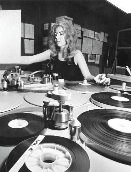 Photography by Barry Z. Levine