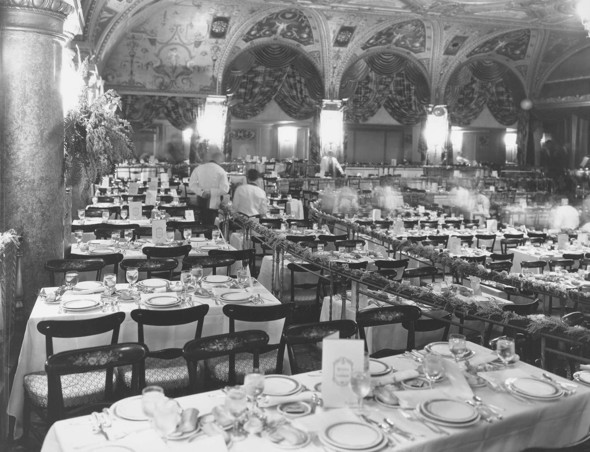 Interior of the Biltmore Bowl, set up for the 1934 Academy Awards banquet
Courtesy of Margaret Herrick Library, Academy of Motion Picture Arts and Sciences